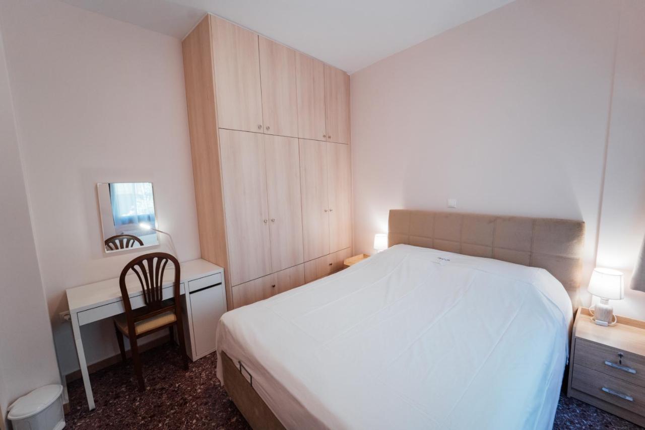 Luxury Apartment In Plaka - Acropolis Athens Exterior photo